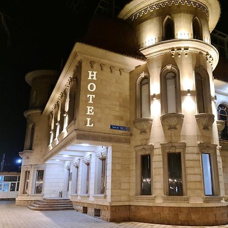 Riverside Boutique Hotel Алма Ата Екстериор снимка
